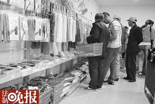 黑旅行社陷阱曝光 不额外交钱不准上车，旅游乱象何时休